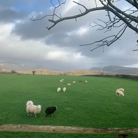 Vakantiehuis Roses Cosy Countryside With Open Fire And Mountain Views Near Scafell *