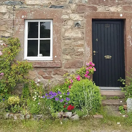 Roses Cosy Countryside With Open Fire And Mountain Views Near Scafell Hébergement de vacances Santon Bridge