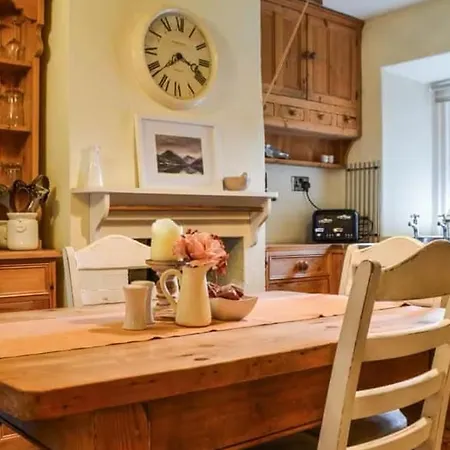Roses Cosy Countryside With Open Fire And Mountain Views Near Scafell *